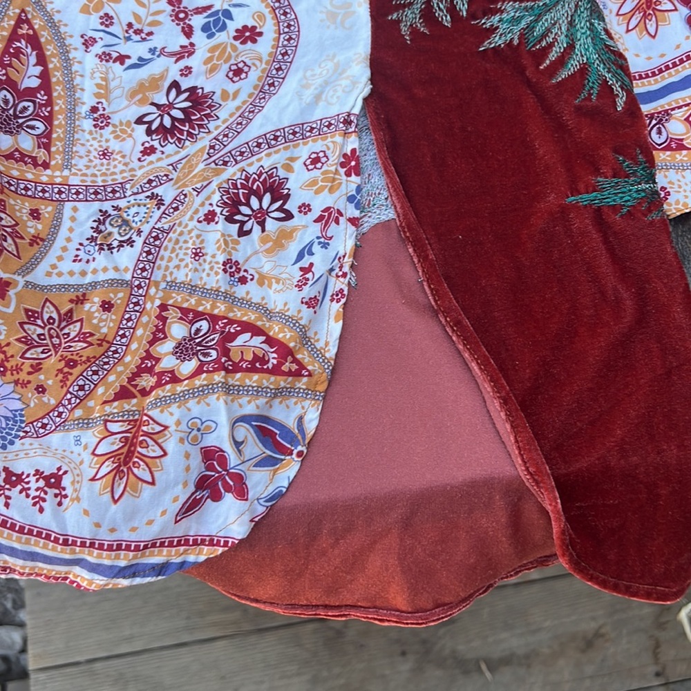 Aratta NWOT Silent Journey Burned Tulip velvet and silk embroidered tunic size S - Picture 12 of 14